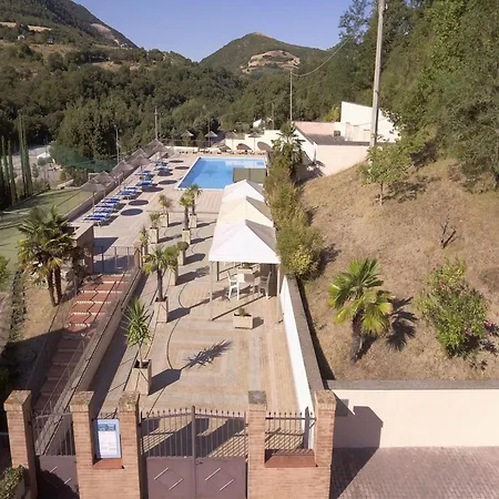 In Near Mount Subasio, Cleaning Included * Assisi