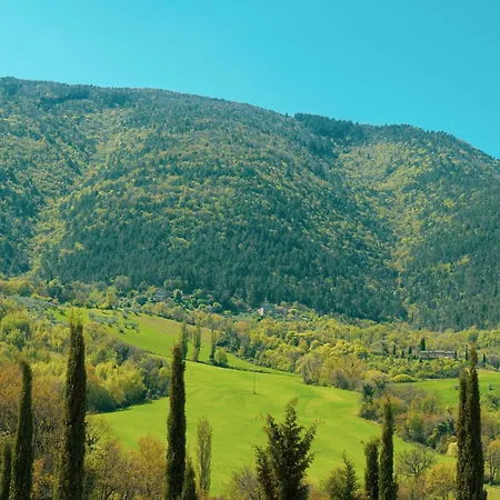 In Near Mount Subasio, Cleaning Included